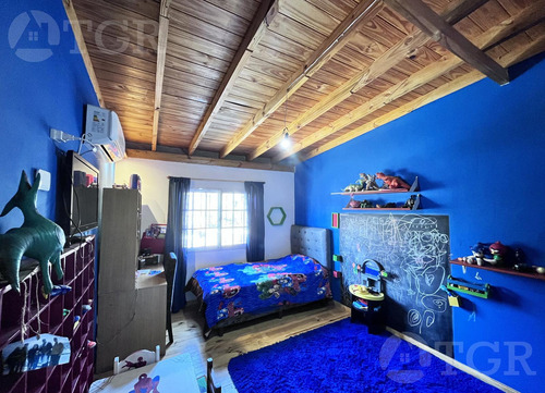 Venta De Distinguida Casa En Hurlingham