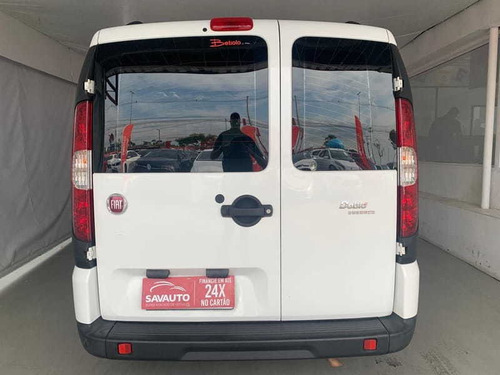 Imagem 5 de 10 de Fiat Doblo Essence 2020