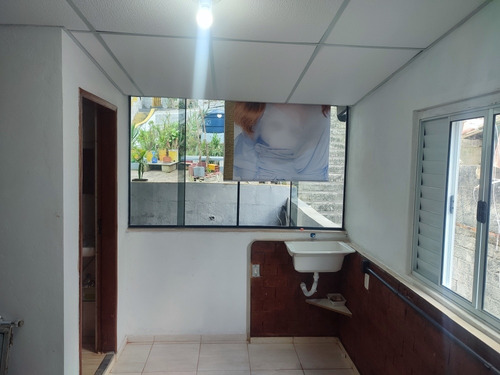 Imagem 4 de 8 de Casa 3 Cômodos