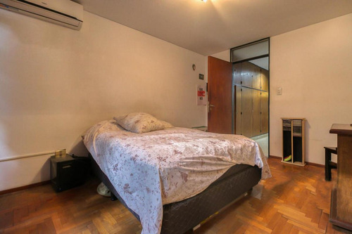 Imagen 8 de 12 de Departamento En Venta - 4 Dormitorios - 3 Baños - La Plata