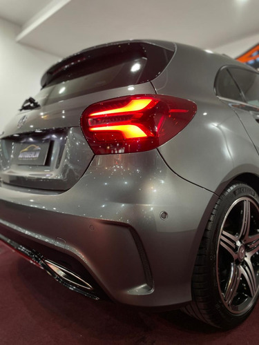 Imagen 18 de 25 de Mercedes Benz A250 Sport