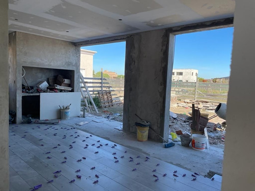 Imagen 5 de 13 de Casa En Venta En San Sebastian - Escobar