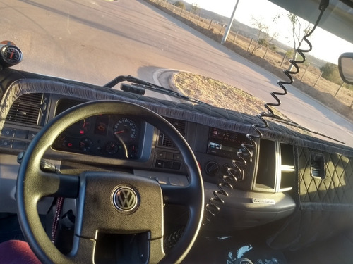 Imagem 13 de 15 de Volkswagen Costellation 24.250