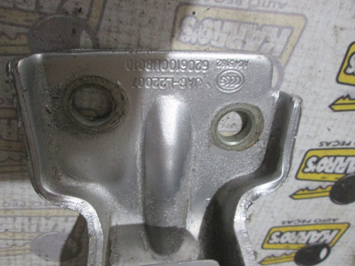 Imagem 4 de 7 de Par De Dobradiça Porta T.e Jac J3 2012