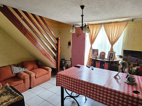 Acogedora Casa, Con Excelente Ubicación Y Entrega Inmediata!