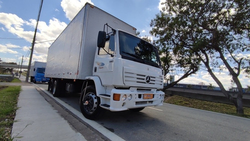 Imagem 1 de 13 de M Benz 1720 2005 Bau 8.90 Mts 1618 1620 23220 2422 2428 1518