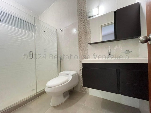 Casa En Alquiler Urb. El Castaño #25-20763 R4m
