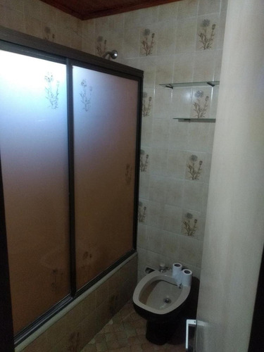 Imagen 8 de 12 de Casa - Avellaneda