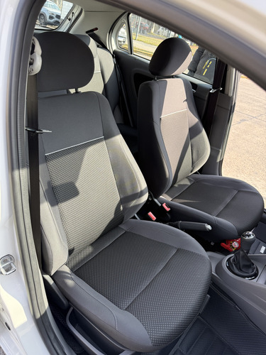 Volkswagen Gol Trend 1.6 Highline 101cv