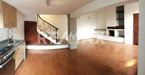 Renta Casa Estilo Loft Remodelada Con Vigilancia Y Servicios Incluidos
