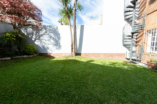 Casa 5 Ambientes Parque Cochera Quincho Parrilla
