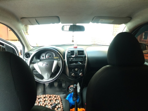 Imagem 7 de 9 de Nissan Versa 2016 1.0 12v 4p