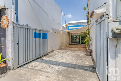Venta Local Comercial 2 Ambientes Jardines De Cuernavaca