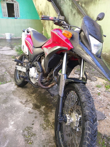 Imagem 7 de 7 de Xre 300 Freio Abs.. Esportiva