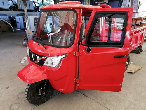 Imagen 5 de 7 de Motocarro Cabina Cerrada 300cc Sunl
