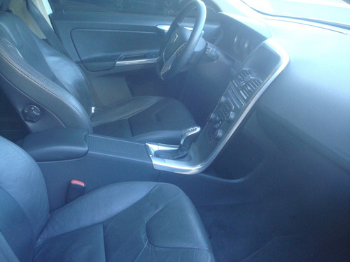 Imagem 5 de 8 de Volvo Xc60 2.0 T5 Dynamic