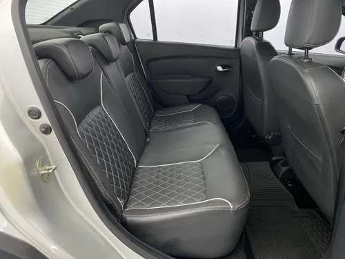 Renault Logan 1.6 Privilege / Intens