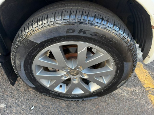 Mitsubishi Pajero TR4 Pajero TR4 2.0 4X2 16V 140CV FLEX 4P MANUAL