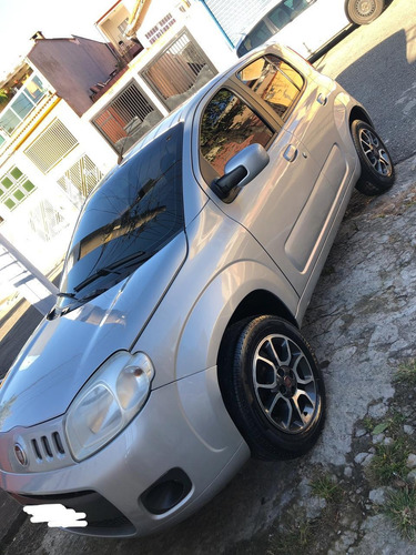 Fiat Uno 2012 1.0 Vivace Flex 5p