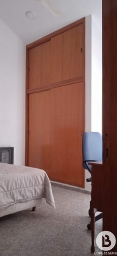 Hermosa Casa Esquina En Venta De 3 Dormitorios Y 2 Baños En Arguello Residencial Pegado A Villa Belgrano!