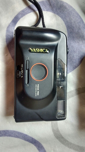 Máquina Fotográfica Analógica Yashica