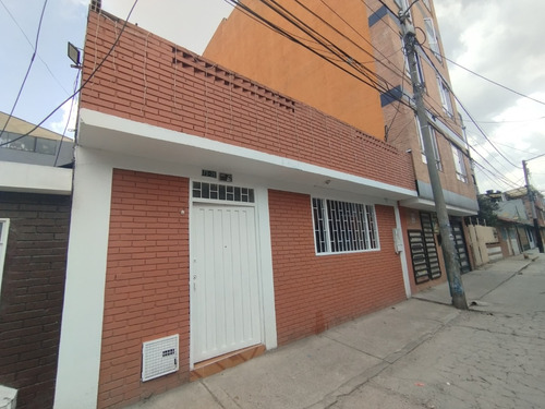 Casa En Venta  Santa Rosita  Engativa   De Bogotá D.c