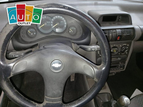 Chevrolet Corsa Super 2011 Gris Plata 4 Puertas