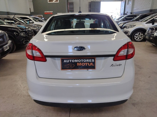 Imagen 4 de 7 de Ford Fiesta Kd Titanium 1.6 2013