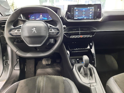 Peugeot 208 1.6l Feline Tiptronic E