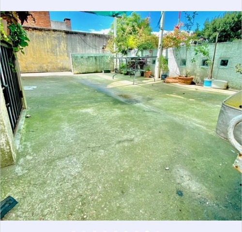 Dueño Vende Casa, 3 Dormitorios Gran Potencial De Terreno