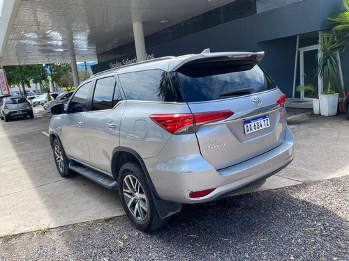 Toyota Sw4 4x4 Srx 2.8 Tdi 6 A/t 7a - 2016
