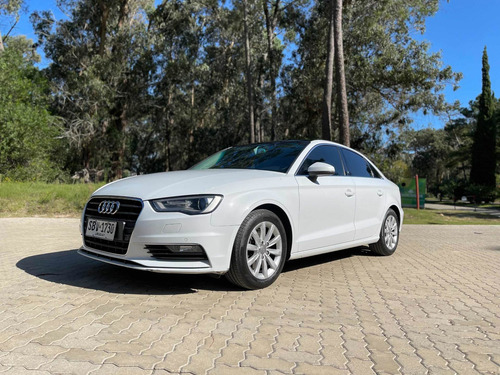 Audi A3 Sportback 2014 1.8 T Fsi Stronic 180cv