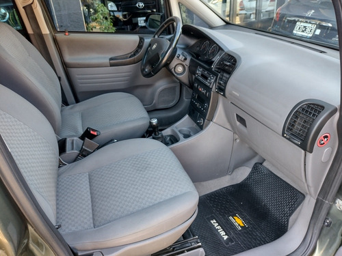 Chevrolet Zafira 2.0 Gl 2011