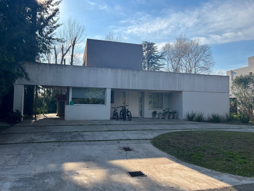 Casa  En Alquiler En Highland Park Cc, Pilar, G.b.a. Zona Norte