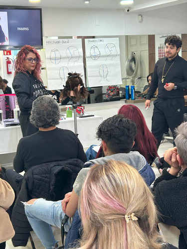 Renta Espacio Para Cursos De Capacitación De Belleza