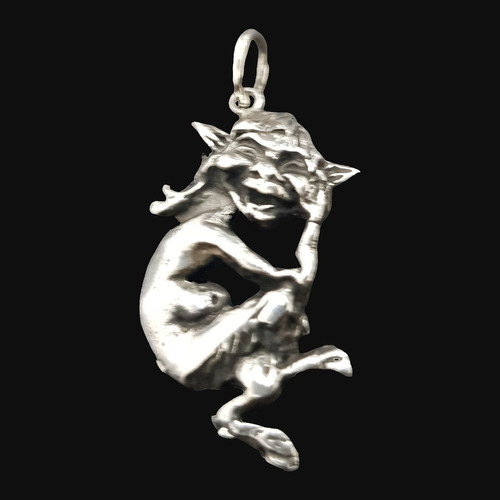 Dije Duende De La Suerte En Plata 3 X 1,5 Cm 4 Gr Art 1040