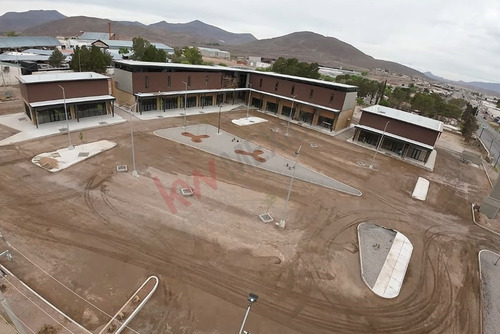 Local En Renta De 78.71 M2 En $30,303 En Plaza Pastizal En La Unión Ganadera De Chihuahua Km8.5 ...