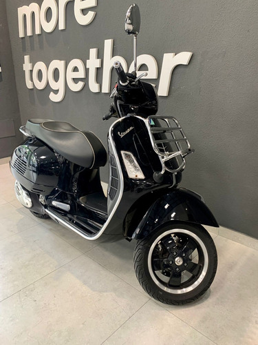 Imagen 18 de 20 de Vespa Piaggio Gts Super 300 2018 - Palermo Bikes