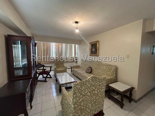 Marianny Gonzalez, Amplio Apartamento En Venta Av Venezuela