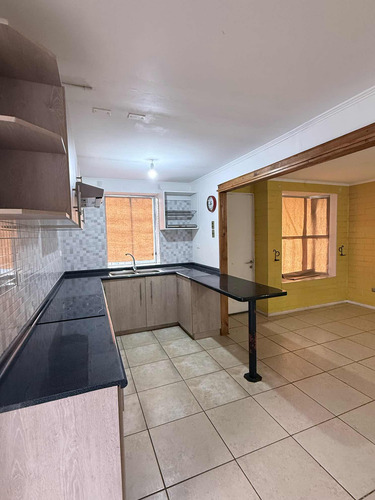 Arriendo Casa 1 Piso 2d/1b/ C/ggcc Estac Cond Alto Machali