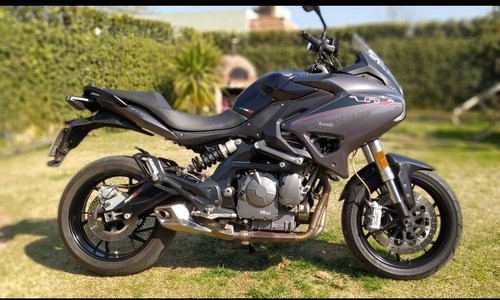Imagen 2 de 18 de Benelli 600 Gt