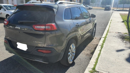 Imagen 3 de 8 de Jeep Cherokee 2015 2.4 Limited Mt
