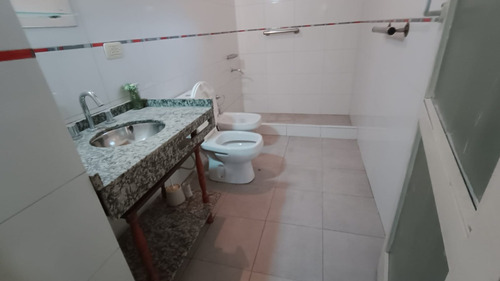 Alquiler De Importante Local Sobre Avenida - Barrio Belgrano - Disponible Agosto