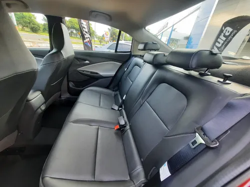 Chevrolet Onix 1.0T Premier Sedan At