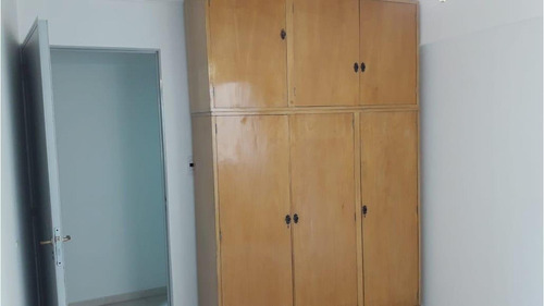 Imagen 9 de 16 de Venta. 5 Ambientes. San Juan Y Moron.