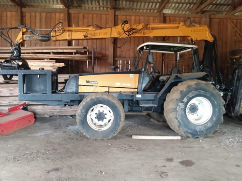 Munck Hegeza E Trator Valtra Bm110