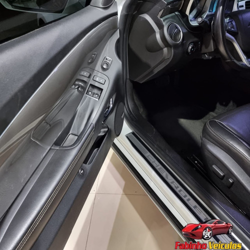 Imagem 16 de 16 de Chevrolet Camaro 2013 6.2 V8 Ss 2p