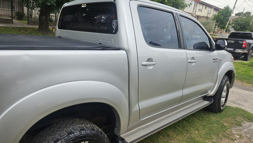 Toyota Hilux 2.8 Cd Srx 177cv 4x4 At