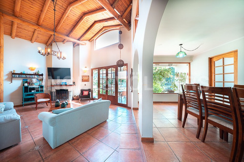 Imagen 5 de 20 de Casa Estilo Mexicano Colonial En Isla De Maipo