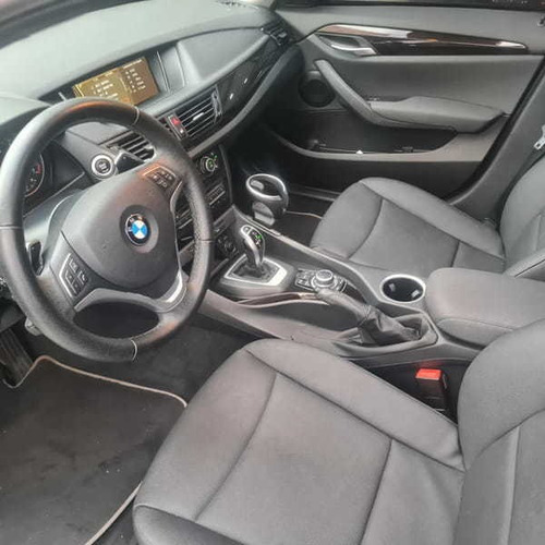 Imagem 9 de 15 de Bmw X1 Sdrive 20i 2.0 Turbo 16v 184cv Aut. 2014